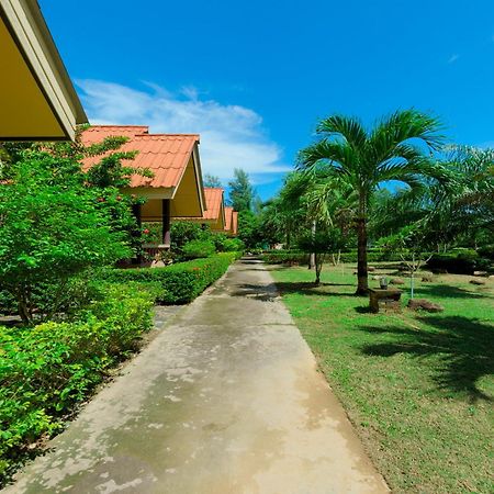 Rim Khao Resort Koh Lanta Ngoại thất bức ảnh